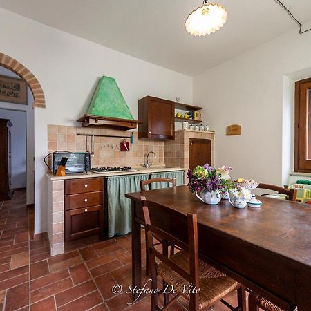 Il Borgo Del Lupo Sarteano Exterior foto