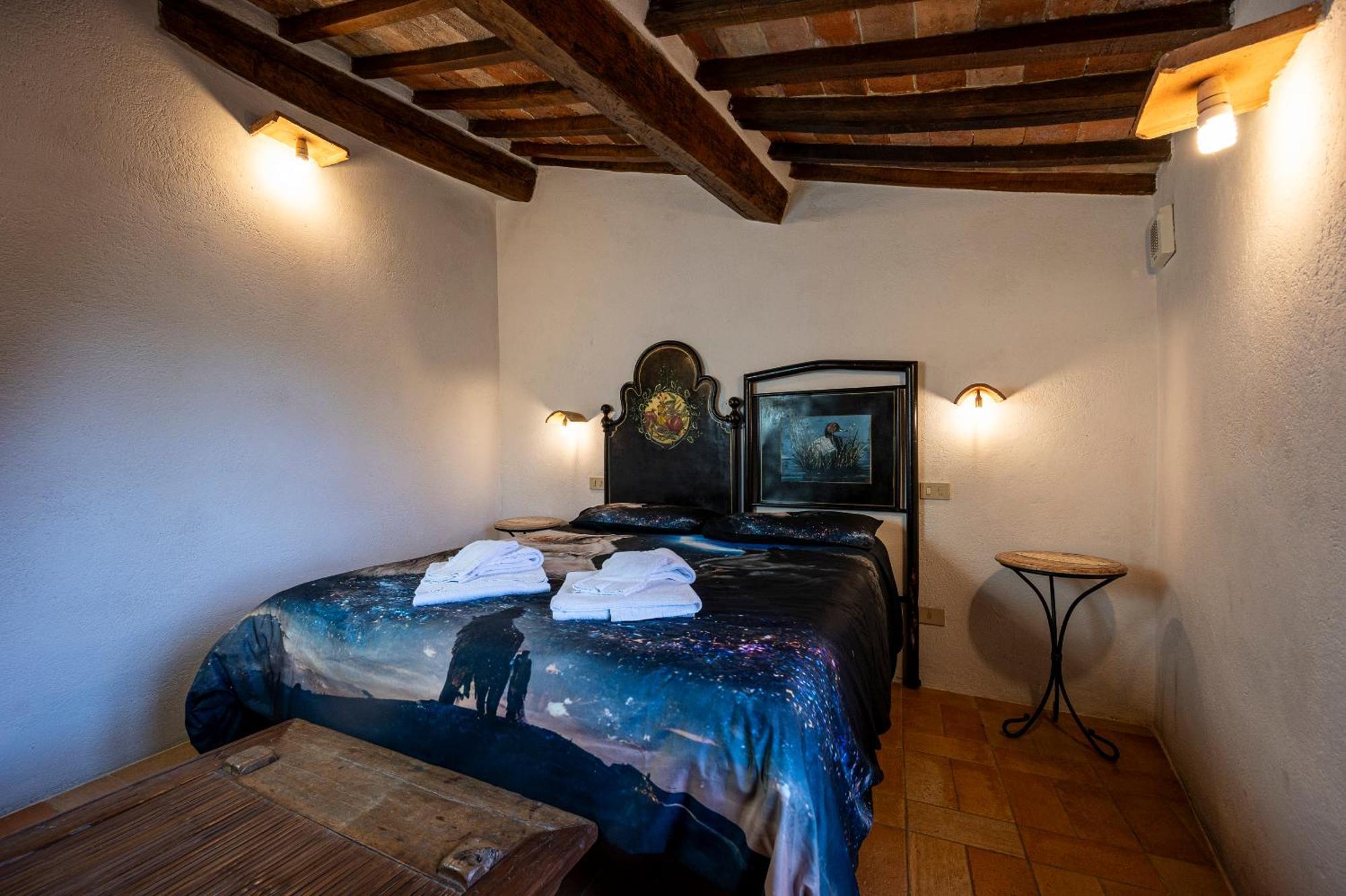 Il Borgo Del Lupo Sarteano Exterior foto